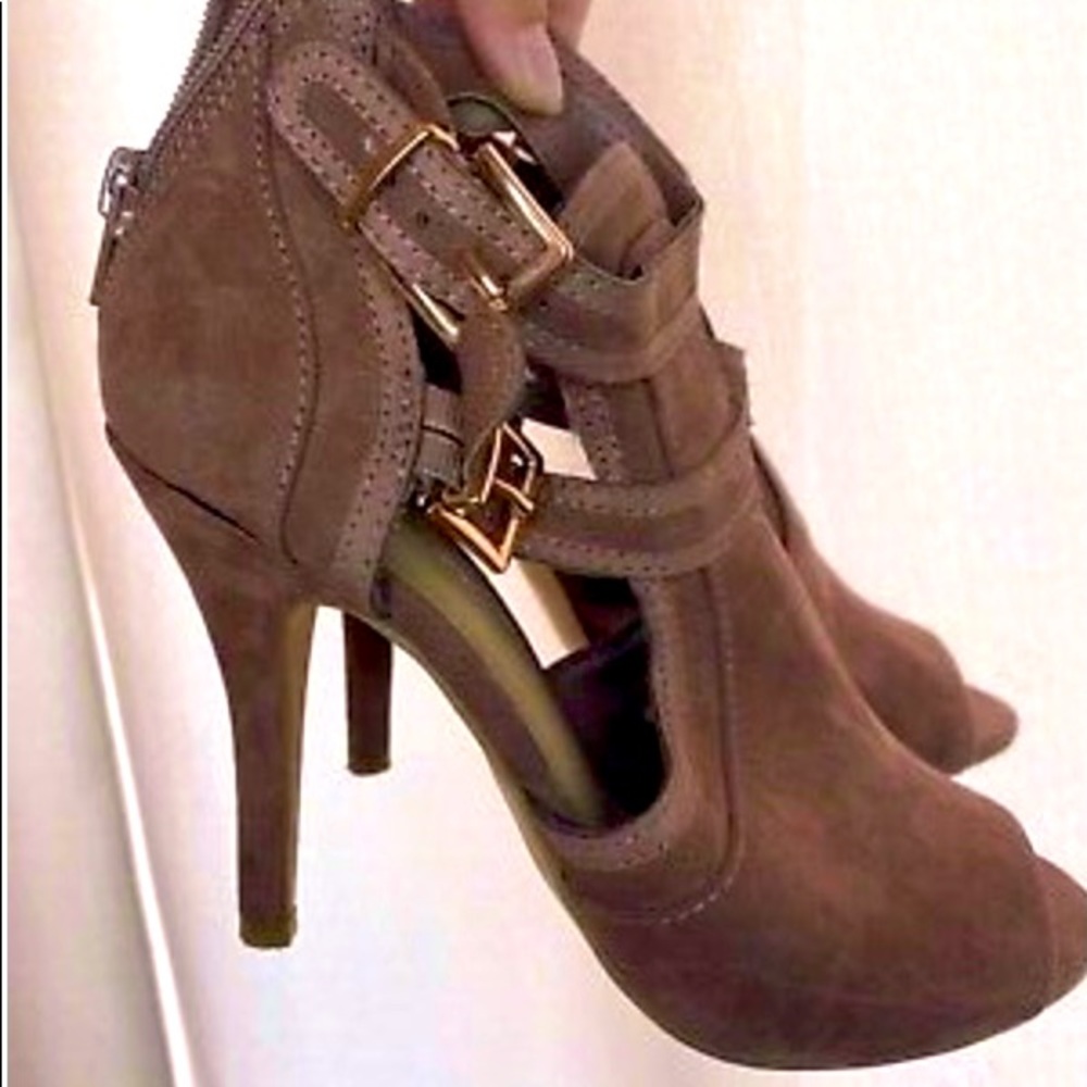 LC Lauren Conrad Mauve Pink Heels
